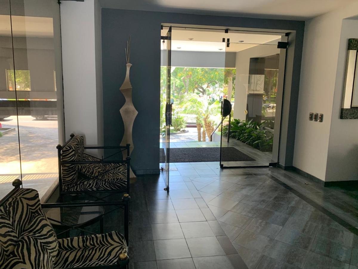 Апартаменты Acogedor Dpto En San Isidro Excelente Vista, Piscina Y Wifi Лима Экстерьер фото